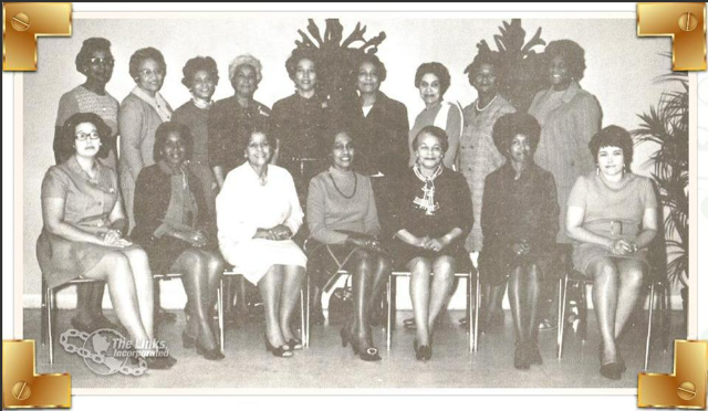 The Knoxville Links Charter members